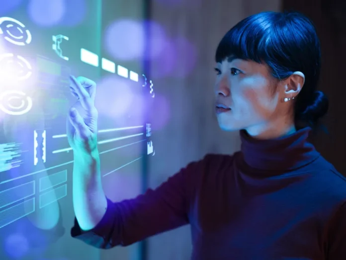 Kadınlar Teknolojide Günü: Geleceği Kodlayan Kadınların Yolculuğu