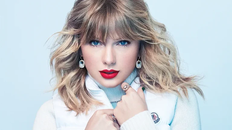 Taylor Swift’in Albümüne Bir Yıl Sonra Bakış